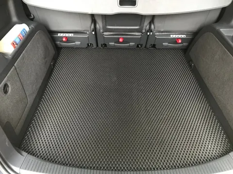 Килимок багажника (EVA, 5 місць, чорний) для Volkswagen Touran 2003-2010 рр — Volkswagen Touran 2003-2010 гг. DianaParts