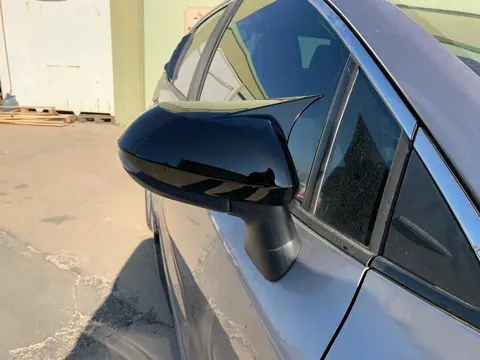 Накладки на дзеркала BMW-Style (2 шт) для Toyota Corolla 2019- рр — Toyota Corolla 2019- гг. DianaParts