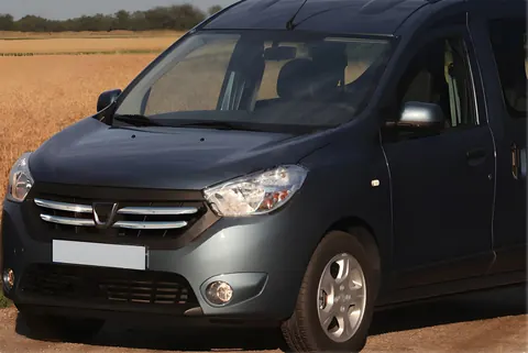 Накладки на решітку (4 смужки, нерж.) для Dacia Dokker 2013-2022 рр — Dacia Dokker 2013-2022 гг. DianaParts