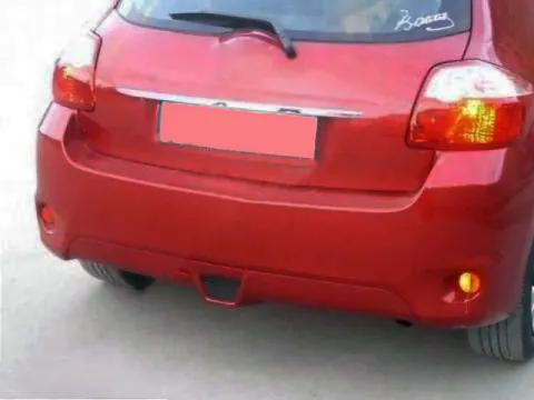 Накладка на задній бампер (під фарбування) для Toyota Auris 2007-2012 рр — Toyota Auris 2007-2012 гг. DianaParts