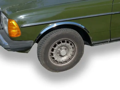 Накладки на арки (4 шт, нерж) для Mercedes W123 1975-1986 рр — Mercedes W123 1975-1986 гг. DianaParts