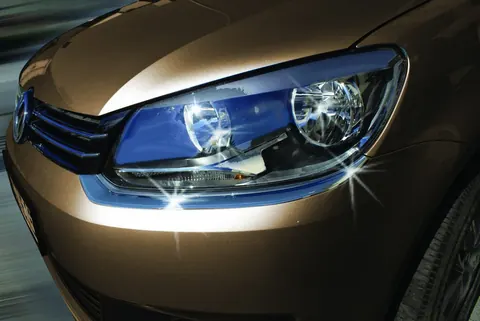 Накладка на фари (2 шт., нерж) для Volkswagen Caddy 2010-2015 рр — Volkswagen Caddy 2010-2015 гг. DianaParts