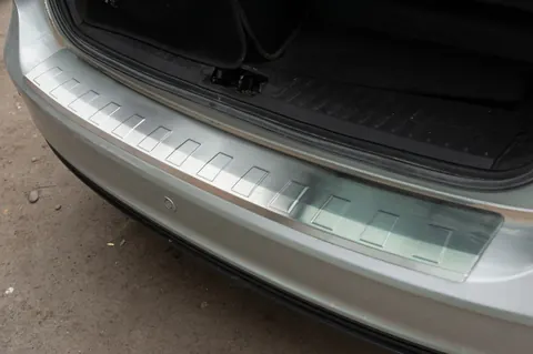 Накладка на задній бампер OmsaLine (нерж.) для Ford C-Max/Grand C-Max 2010-2019 рр — Ford C-Max/Grand C-Max 2010-2019 гг. DianaParts