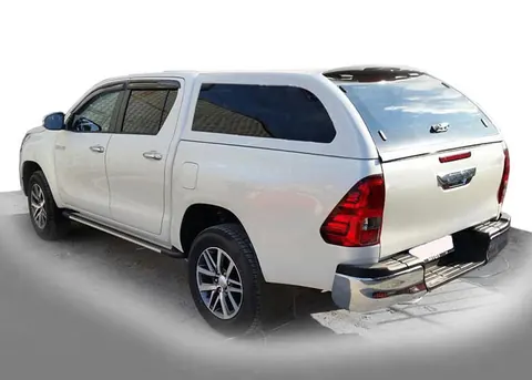 Бокові пороги Rainbow (2 шт., алюміній) для Toyota Hilux 2015- рр — Toyota Hilux 2015- гг. DianaParts
