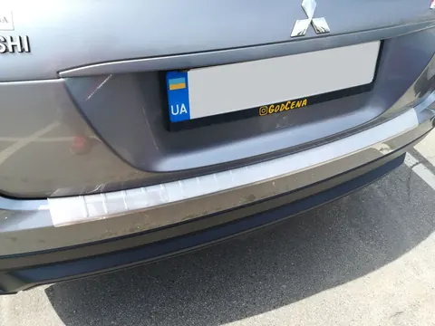 Накладка на задній бампер (OmsaLine, нерж.) для Mitsubishi Eclipse Cross 2017- рр — Mitsubishi Eclipse Cross 2017- гг. DianaParts