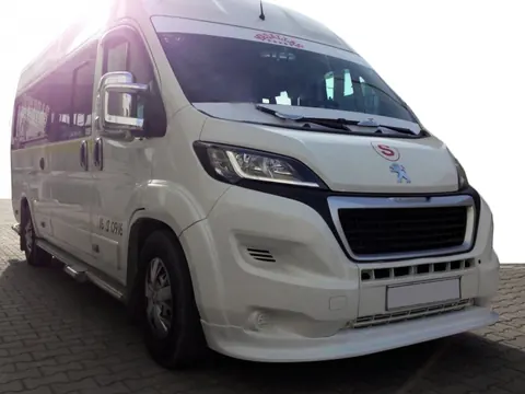Передня накладка 2014-2026 (вузька, під фарбування) для Peugeot Boxer рр — Peugeot Boxer 2006-2025 гг. DianaParts
