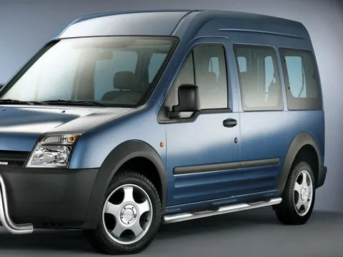 Бічні труби BB002 (2 шт., нерж.) 70 мм, максі база для Ford Connect 2002-2006 рр — Ford Connect 2002–2006 гг. DianaParts