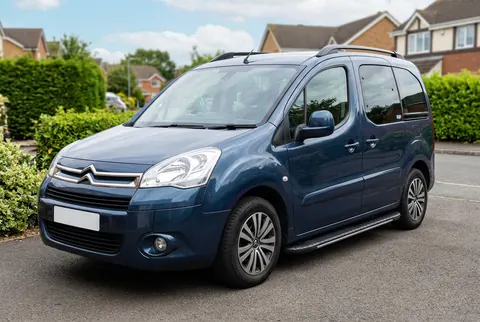 Бокові пороги Bosphorus Grey (2 шт., алюміній) для Citroen Berlingo 2008-2018 рр — Citroen Berlingo 2008-2018 гг. DianaParts