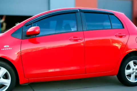 Вітровики HB (4 шт, HIC) для Toyota Yaris 2006-2011 рр — Toyota Yaris 2006-2011 гг. DianaParts