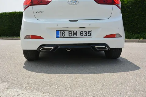 Задня накладка Meliset (під фарбування) для Hyundai I-20 2014-2020 рр — Hyundai I-20 2014-2020 гг. DianaParts