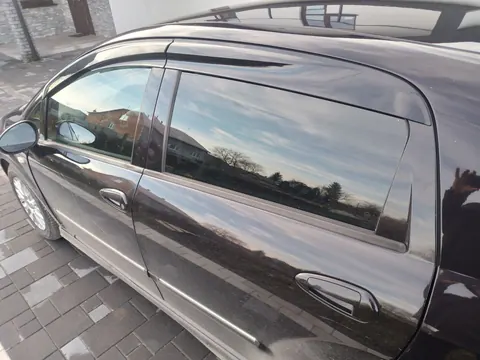 Вітровики (4 шт., Sunplex Sport) для Fiat Punto Grande/EVO 2006-2018 рр — Fiat Punto Grande/EVO 2006-2018 гг. DianaParts
