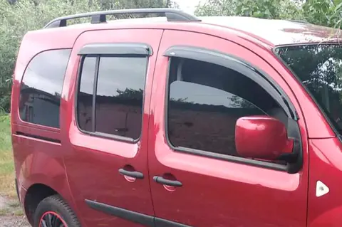 Вітровики (4 шт, HIC) для Renault Kangoo 2008-2020 рр — Renault Kangoo 2008–2020 гг. DianaParts