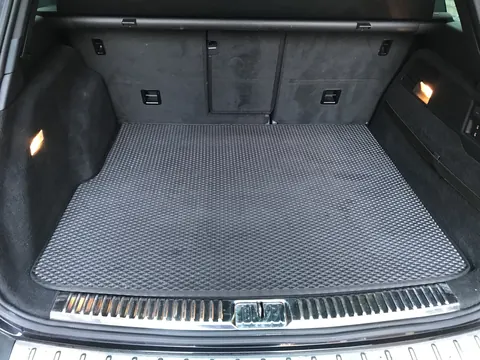 Килимок багажника V2 (EVA, чорний) для Volkswagen Touareg 2010-2018 рр — Volkswagen Touareg 2010-2018 гг. DianaParts