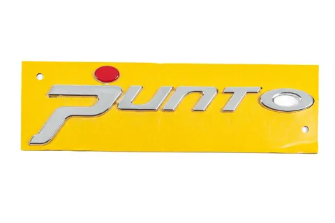 Напис Punto для Grande (червона точка, 1518b) для Fiat Punto Grande/EVO 2006-2018 рр — Fiat Punto Grande/EVO 2006-2018 гг. DianaParts