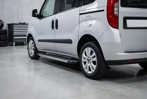 Бокові пороги Duru (2 шт., алюміній) Максі база для Fiat Doblo II 2010-2022 рр — Fiat Doblo II 2010-2022 гг. DianaParts