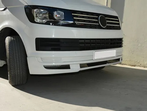 Накладка на передній бампер 2015-2018 (під фарбування) для Volkswagen T6 рр — Volkswagen T6 2015-2024 гг. DianaParts