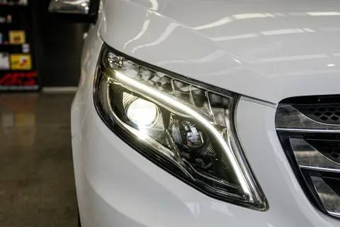Передні фари V-class дизайн LED (для Vito, 2 шт) для Mercedes Vito/V-class W447 2014- рр — Mercedes Vito/V-class W447 2014- гг. DianaParts