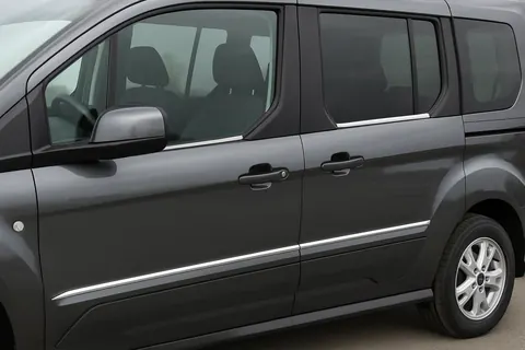 Нижні молдинги стекол (4 шт., Нерж) для Ford Connect 2014-2021 рр — Ford Connect 2014-2021 гг. DianaParts