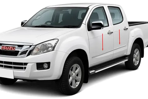 Молдинг дверний OmsaLine (нерж) для Isuzu D-Max 2011-2019 рр — Isuzu D-Max 2011-2019 гг. DianaParts