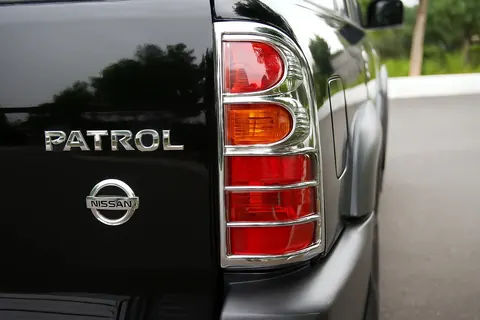 Накладка на стопи (пласт.) для Nissan Patrol Y61 1997-2011 рр — Nissan Patrol Y61 1997-2011 гг. DianaParts