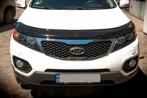 Дефлектор капота 2009-2012 (EuroCap) для Kia Sorento II XM рр — Kia Sorento II XM 2009-2014 гг. DianaParts
