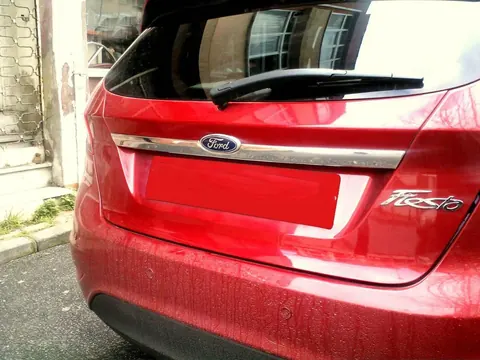Хром планка над номером (нерж.) OmsaLine - Італійська нержавійка для Ford Fiesta 2008-2017 рр — Ford Fiesta 2008-2017 гг. DianaParts