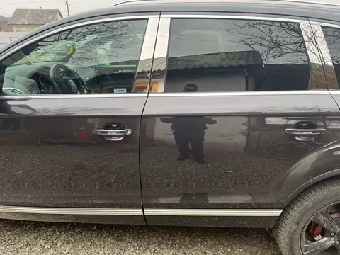 Молдинги дверних стійок (нерж.) для Ауди Q7 2005-2015 рр — Audi Q7 2005-2015 гг. DianaParts