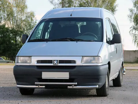 Передній захист ST009 (нерж) 60 мм для Citroen Jumpy 1996-2007 рр — Citroen Jumpy 1996-2007 гг. DianaParts