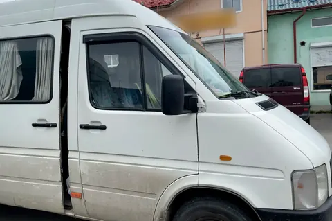 Вітровики (2 шт, HIC) для Volkswagen LT 1995-2006 рр — Volkswagen LT 1995-2006 гг. DianaParts