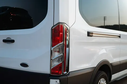 Накладки на стопи (2 шт, пласт) для Ford Transit 2014- рр — Ford Transit 2014- гг. DianaParts