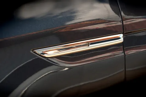 Накладки покажчика повороту 2016-2020 (2 шт., нерж) для Renault Megane IV рр — Renault Megane IV 2016-2025 гг. DianaParts