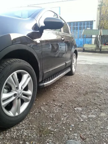 Бокові пороги BlackLine (2 шт, алюміній) коротка база для Nissan Qashqai 2010-2014 рр — Nissan Qashqai 2010-2014 гг. DianaParts