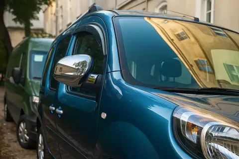 Накладки на дзеркала 2013-2019 (2 шт, ABS) Carmos – турецький пластик для Renault Kangoo рр — Renault Kangoo 2008–2020 гг. DianaParts