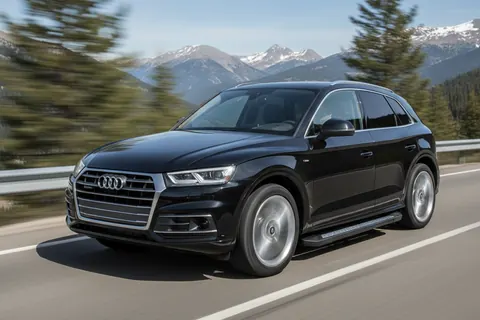 Бокові пороги Vision New Black (2 шт., Алюміній) для Ауди Q5 2017-2025 рр — Audi Q5 2017-2025 гг. DianaParts