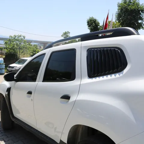 Накладки на задні вікна EuroCap (2 шт, ABS) для Dacia Duster 2018-2024 рр — Dacia Duster 2018-2024 гг. DianaParts