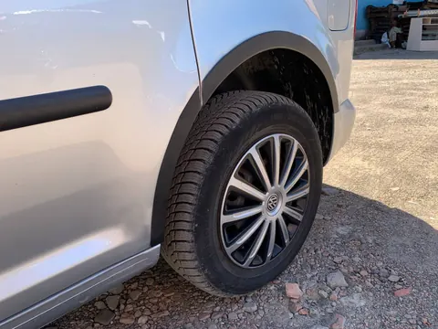 Накладки на арки (чорний мат) Довга база (метал) для Volkswagen Caddy 2010-2015 рр — Volkswagen Caddy 2010-2015 гг. DianaParts