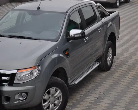 Бокові пороги Allmond Grey (2 шт., алюм) для Ford Ranger 2011-2022 рр — Ford Ranger 2011–2022 гг. DianaParts