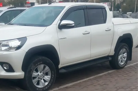 Вітровики (4 шт, HIC) для Toyota Hilux 2015- рр — Toyota Hilux 2015- гг. DianaParts