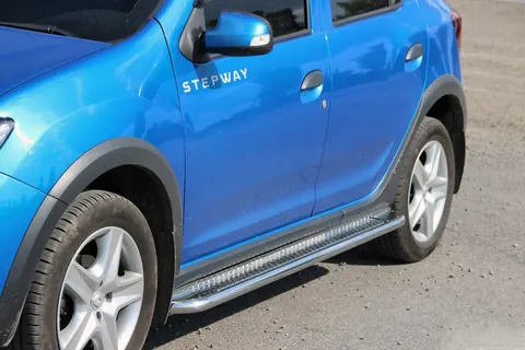 Бокові пороги KB001 (нерж) 60 мм для Renault Sandero 2013-2022 рр — Renault Sandero 2013-2022 гг. DianaParts
