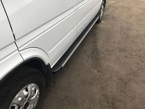 Бокові пороги Maya (2 шт., алюміній) Середня база для Mercedes Sprinter W901/902/903/904/905 1995-2006 рр — Mercedes Sprinter W901/902/903/904/905 1995–2006 гг. DianaParts