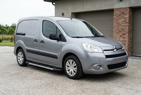 Бокові пороги RedLine V1 (2 шт., алюміній) для Citroen Berlingo 2008-2018 рр — Citroen Berlingo 2008-2018 гг. DianaParts