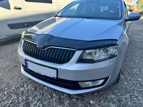 Дефлектор капота 2013-2017 (EuroCap) для Skoda Octavia III A7 рр — Skoda Octavia III A7 2013-2019 гг. DianaParts