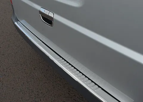 Накладка на задній бампер з загином (Omsa, нерж.) Глянець для Mercedes Vito W639 2004-2014 рр — Mercedes Vito W639 2004-2014 гг. DianaParts