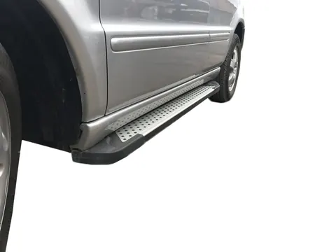 Бокові пороги Allmond Grey (2 шт., алюміній) для Mercedes ML W163 1997-2005 рр — Mercedes ML W163 1997-2005 гг. DianaParts