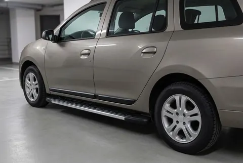 Бокові пороги Duru (2 шт., Алюміній) для Dacia Logan MCV 2013-2020 рр — Dacia Logan MCV 2013-2020 гг. DianaParts