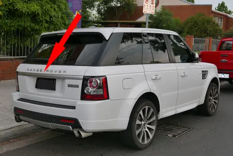Задня накладка над номером (сіра) для Range Rover Sport 2005-2013 рр — Range Rover Sport 2005-2013 гг. DianaParts