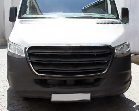 Обведення решітки (4 шт) для Mercedes Sprinter W907/W910 2018- рр — Mercedes Sprinter W907/W910 2018- гг. DianaParts