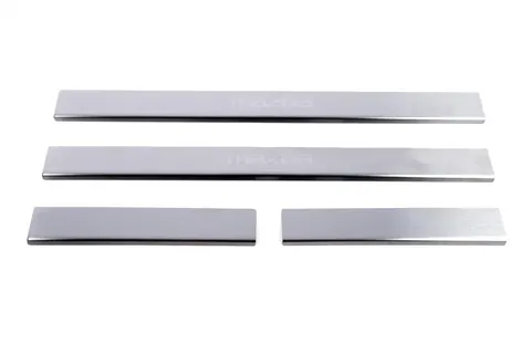 Накладка на пороги Carmos (4 шт, нерж) V-2 для Mazda 2 2003-2007 рр — Mazda 2 2003-2007 гг. DianaParts