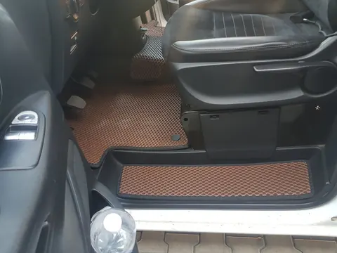 Килимки на пороги (3 шт, EVA, цегляні) для Mercedes Vito/V-class W447 2014- рр — Mercedes Vito/V-class W447 2014- гг. DianaParts