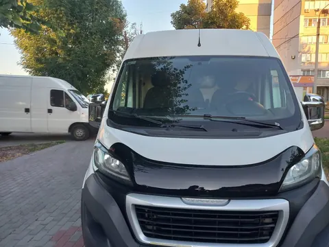 Дефлектор капота 2014-2026 (EuroCap) для Peugeot Boxer рр — Peugeot Boxer 2006-2025 гг. DianaParts